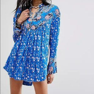 Free People Wildflower Fields Boho Blue Paisley Floral Print Tunic Top